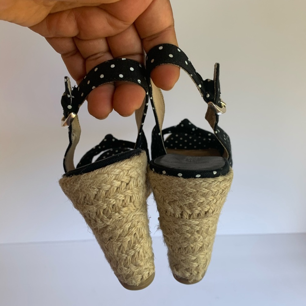 Michael Kors 🛩 black white polka dot wedge 8.5M - Picture 11 of 15